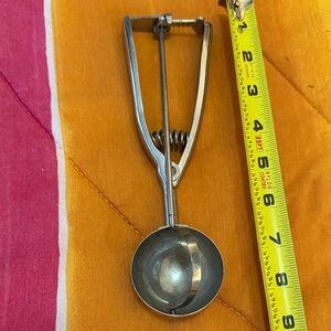 Wenco vintage melon ball/ice cream scoop